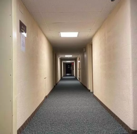 Lantern Motel