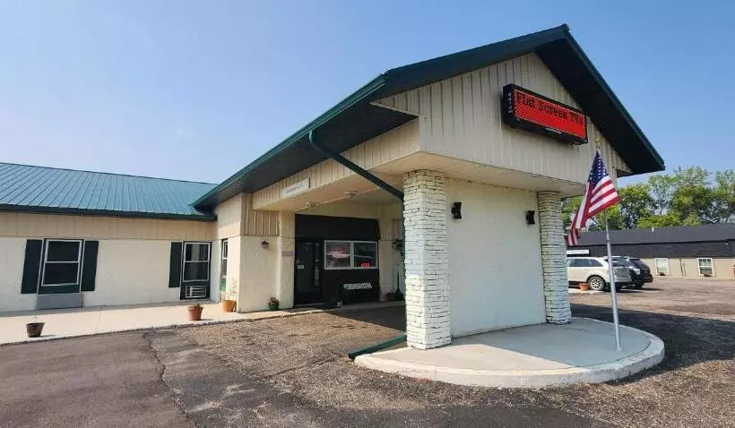 Lantern Motel