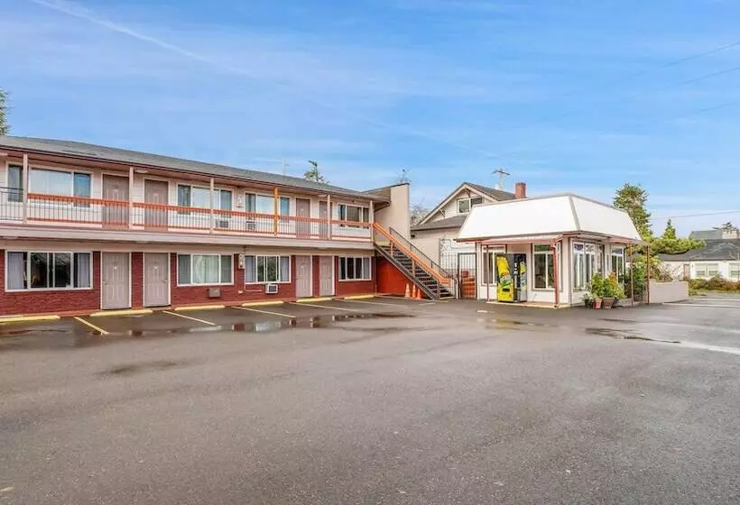 Viking Motel