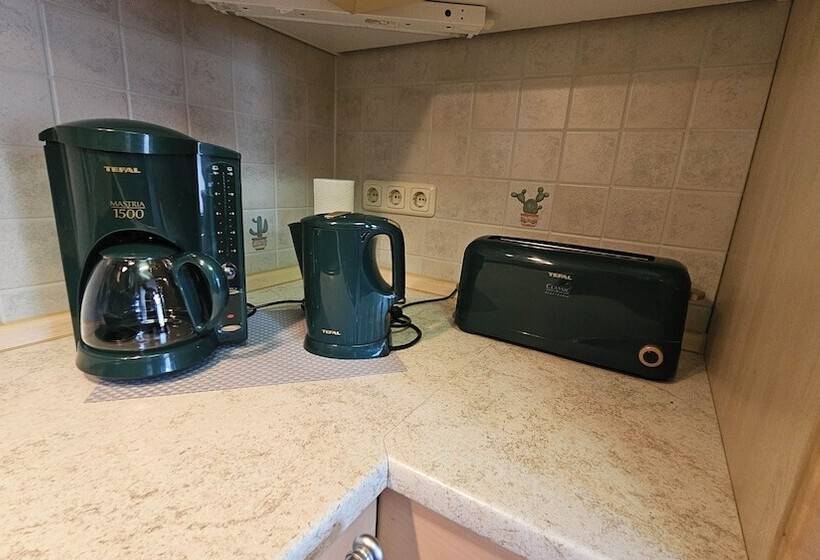 ベッドアンドブレックファースト Pension Weiße Rose, Parkplatz, Frühstück, Wlan, Zentral