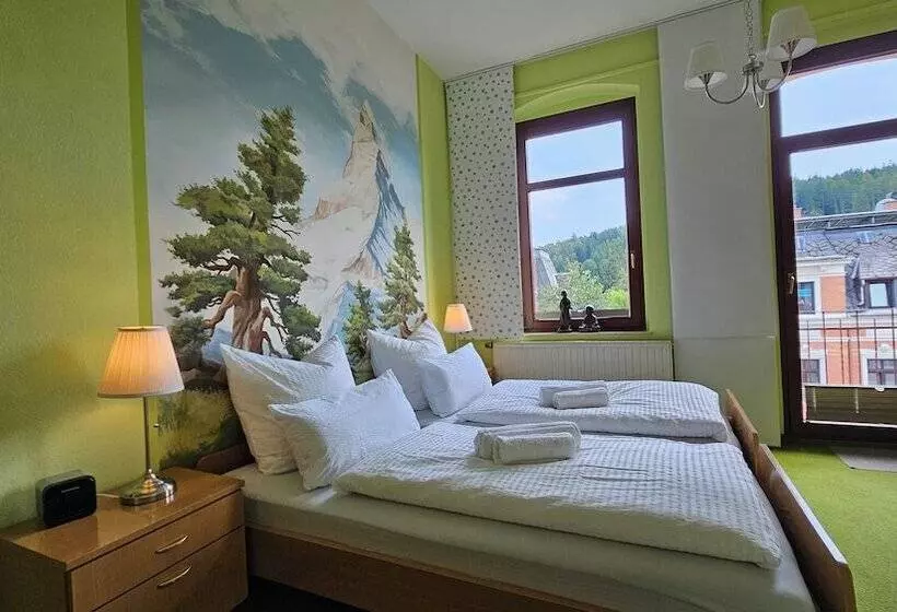 ベッドアンドブレックファースト Pension Weiße Rose, Parkplatz, Frühstück, Wlan, Zentral