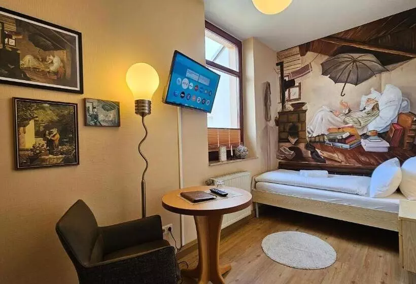 ベッドアンドブレックファースト Pension Weiße Rose, Parkplatz, Frühstück, Wlan, Zentral