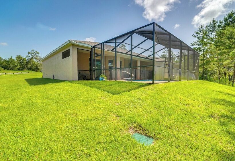 Brooksville Home ~ 5 Mi To Weeki Wachee Springs!