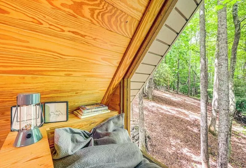 Patio & Fire Pit: Charming Cabin In Roaring Gap!