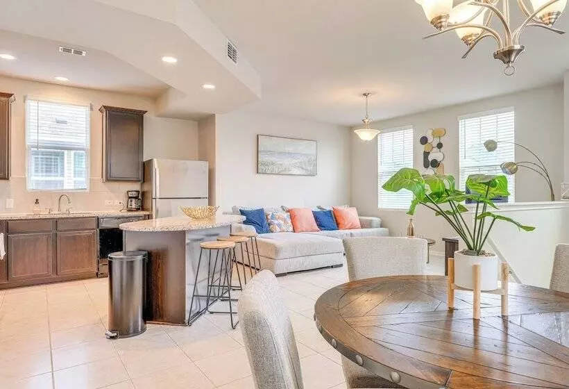 Pet Friendly Kyle Home W/ Yard ~ 23 Mi To Austin!