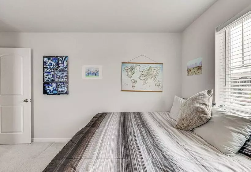 15 Mi To Boulder: Spacious Family Home In Erie