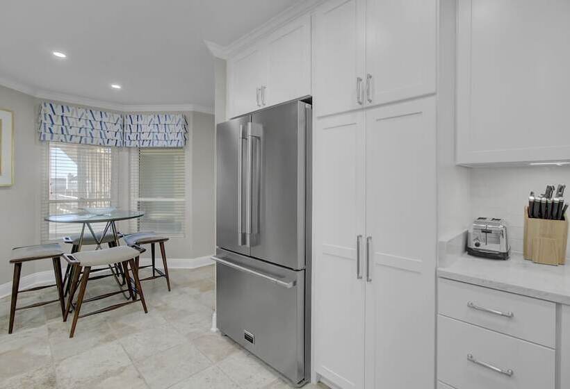 502 Summerhouse By Avantstay Ocean Front Condo W/ Community Pool Access