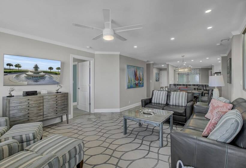 502 Summerhouse By Avantstay Ocean Front Condo W/ Community Pool Access