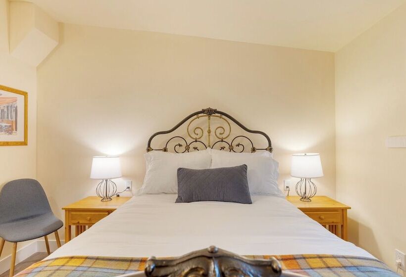 Cottage By The Bay By Avantstay 0.5mi To Beach!