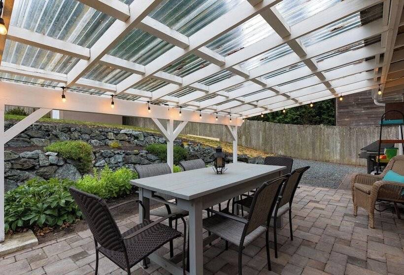 Cottage By The Bay By Avantstay 0.5mi To Beach!