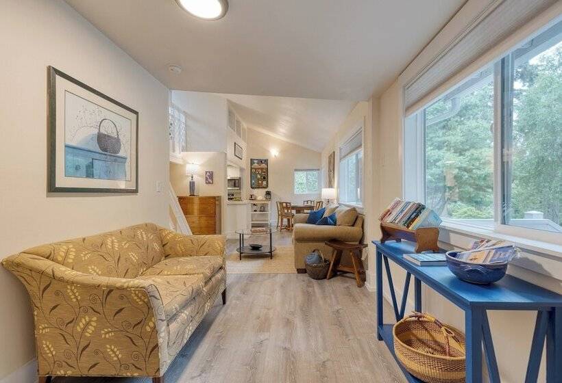 Cottage By The Bay By Avantstay 0.5mi To Beach!