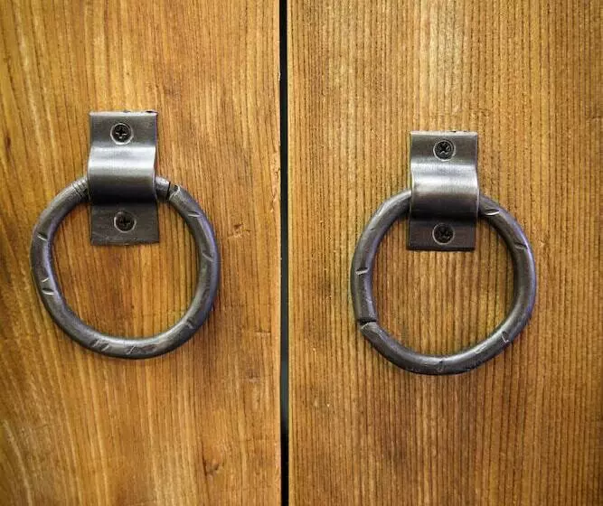 هتل Sazano Wine Cellar &