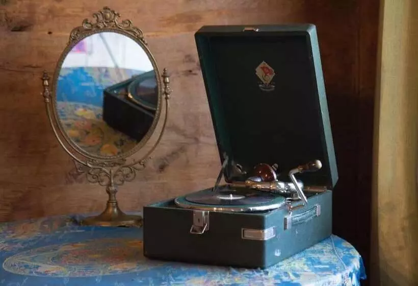 هتل Sazano Wine Cellar &