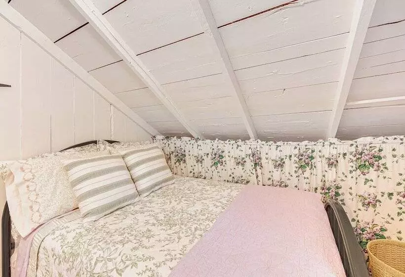 ~ 1 Mi To Dtwn Grand Haven: Lake Michigan Cabin