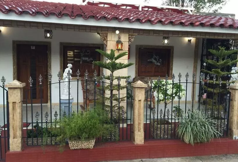 ペンション Villa Pitin Y Juana