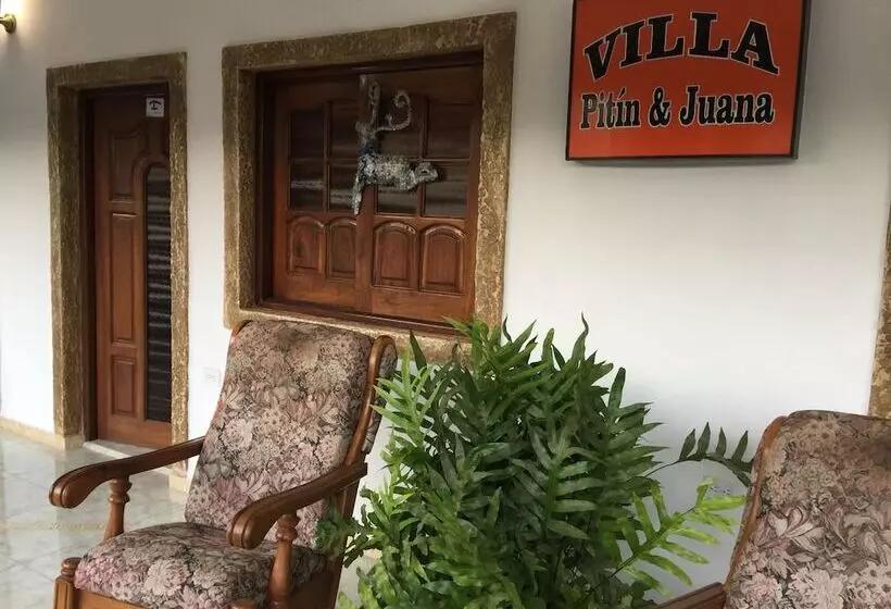 ペンション Villa Pitin Y Juana
