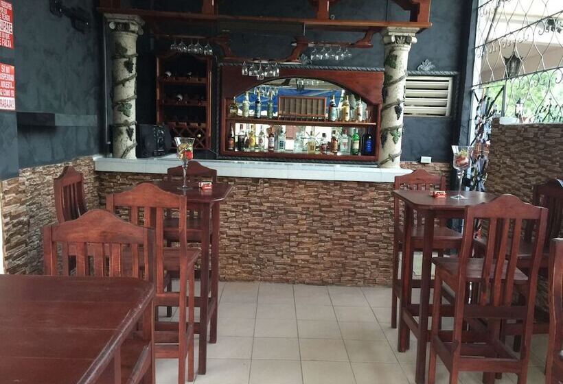 Majatalo Villa Pitin Y Juana