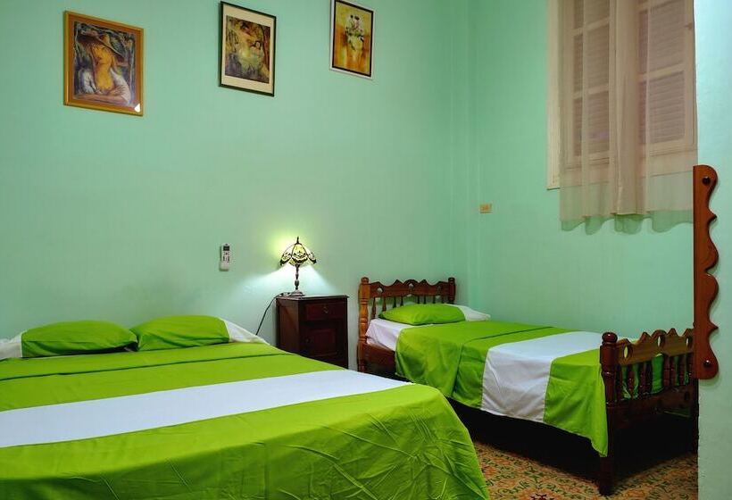 پانسیون Casa Habana Blues 1940