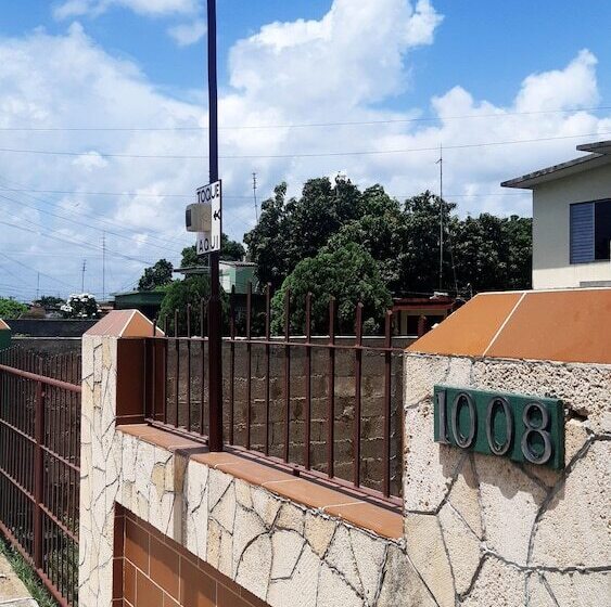 پانسیون Mara Hostal