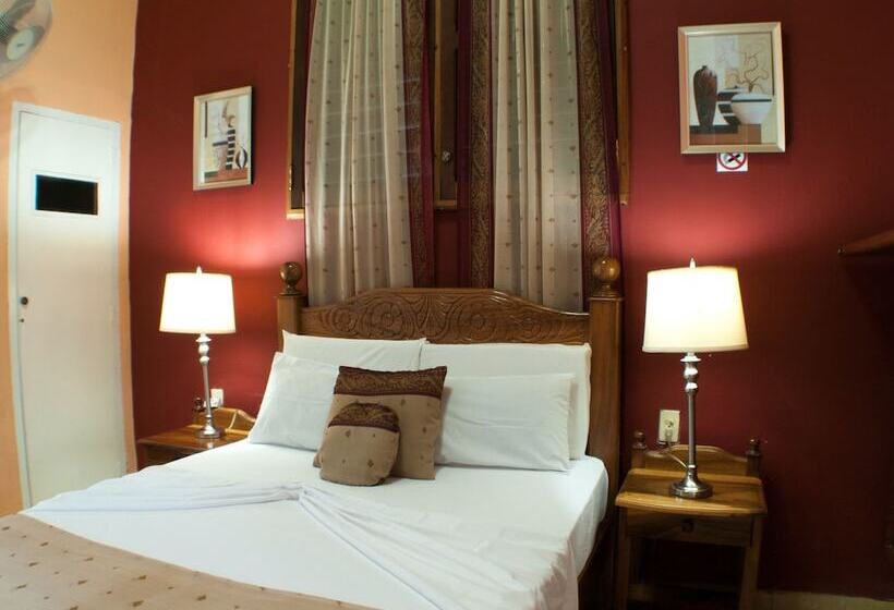 پانسیون Casa Tania & Adrian