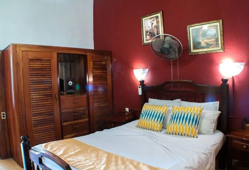 پانسیون Casa Tania & Adrian