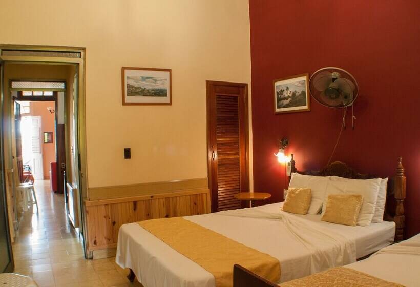 پانسیون Casa Tania & Adrian