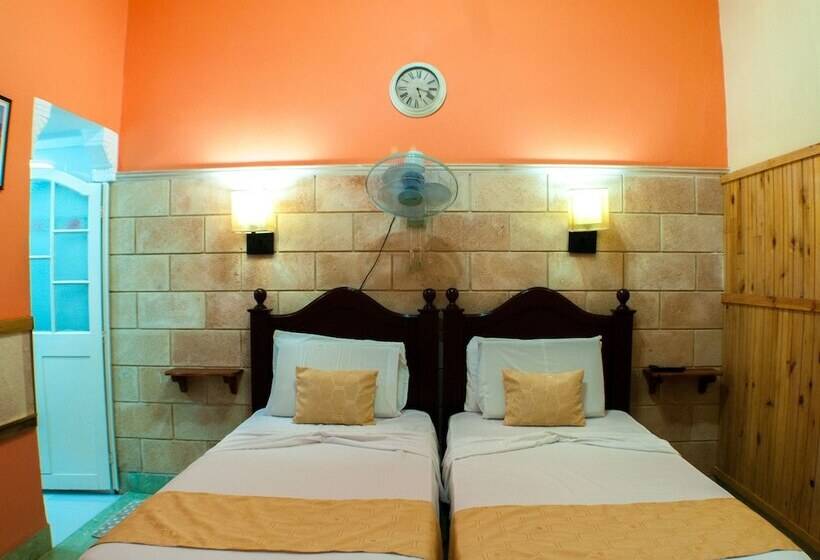 پانسیون Casa Tania & Adrian