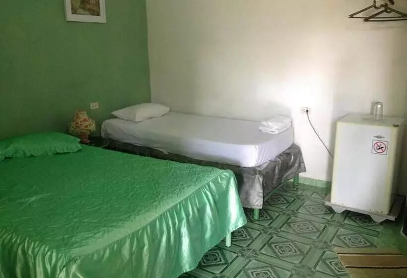 ペンション Casa Hospedaje Maite
