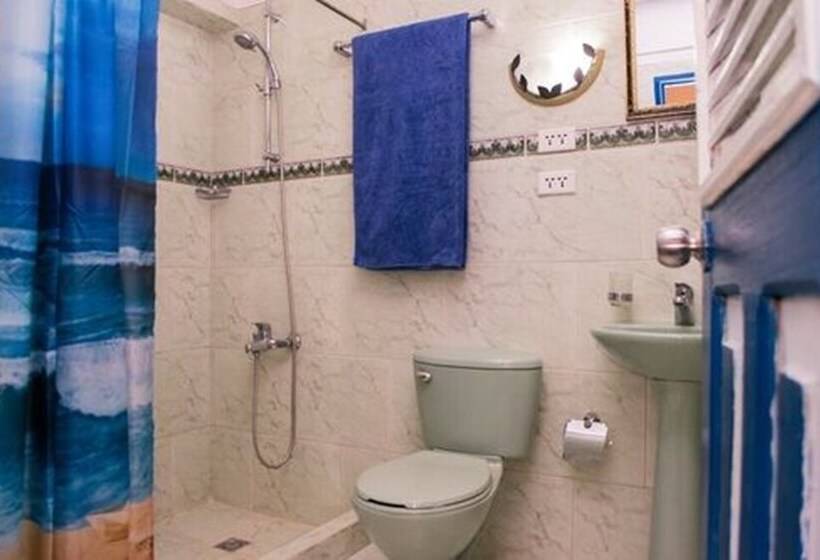 پانسیون Hostal Colonial Alelusa