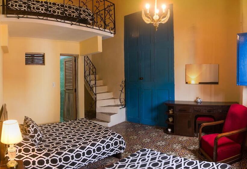 پانسیون Hostal Colonial Alelusa