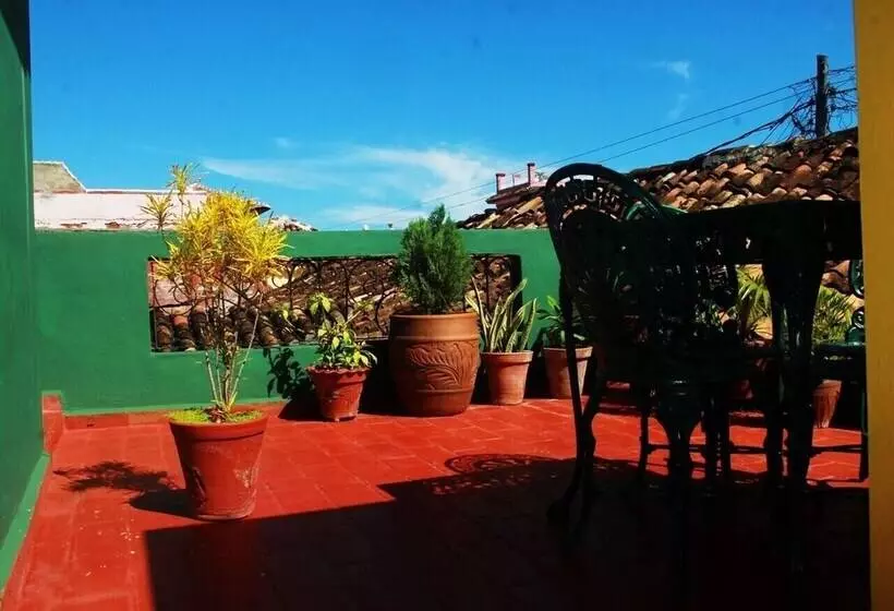 ペンション Hostal La Zoyla Trinidad