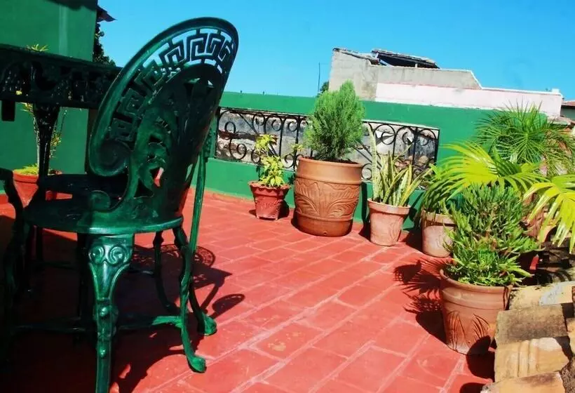 ペンション Hostal La Zoyla Trinidad