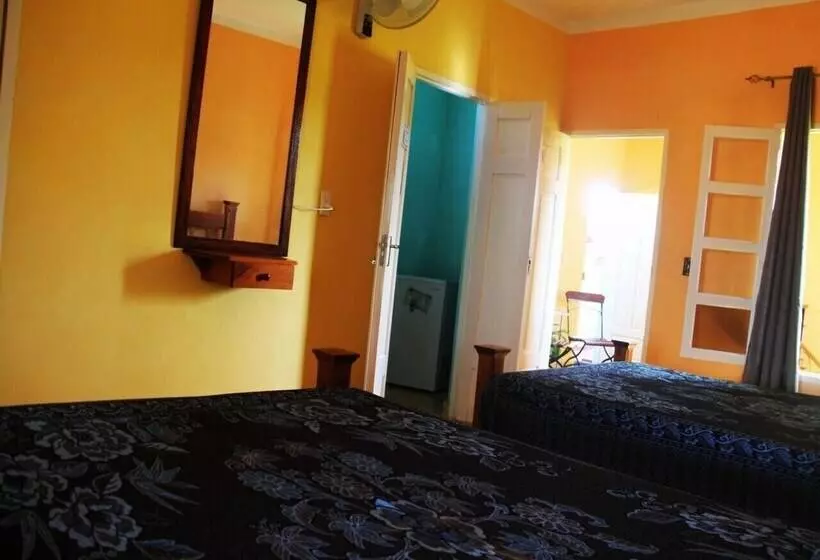 ペンション Hostal La Zoyla Trinidad