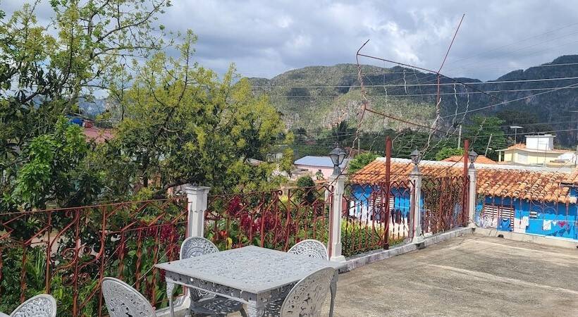 پانسیون Casa Viñales Miriam Y Manuel