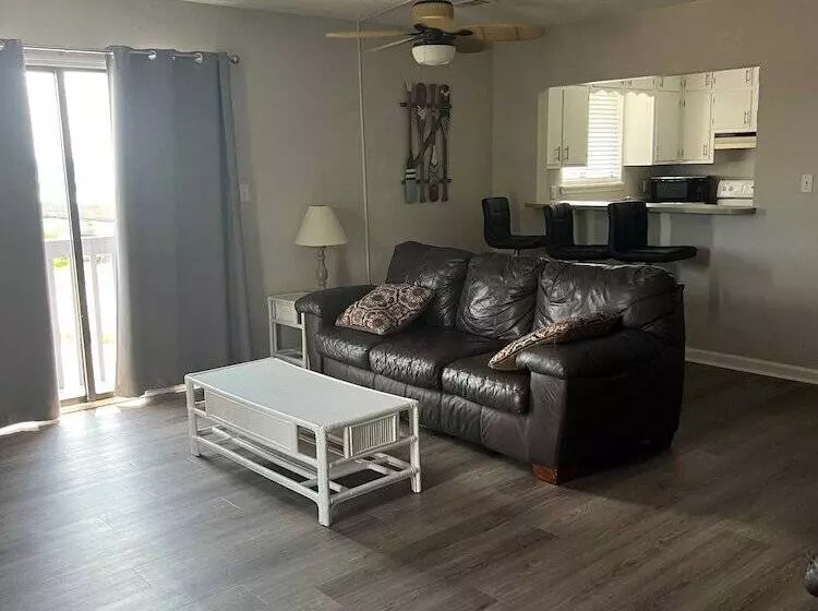 The Moorings Hotel And Marina