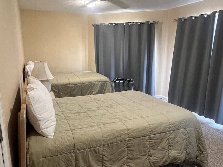 The Moorings Hotel And Marina