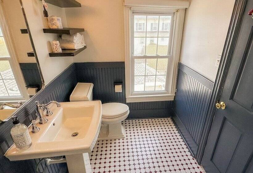 Bed and Breakfast Beachliner