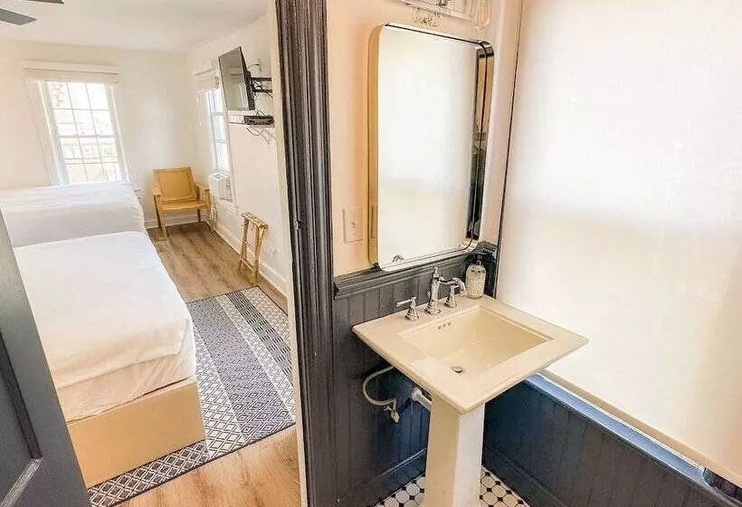 Aamiaismajoitus (B&B) Beachliner