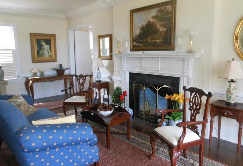 مبيت وإفطار The Pond House Inn