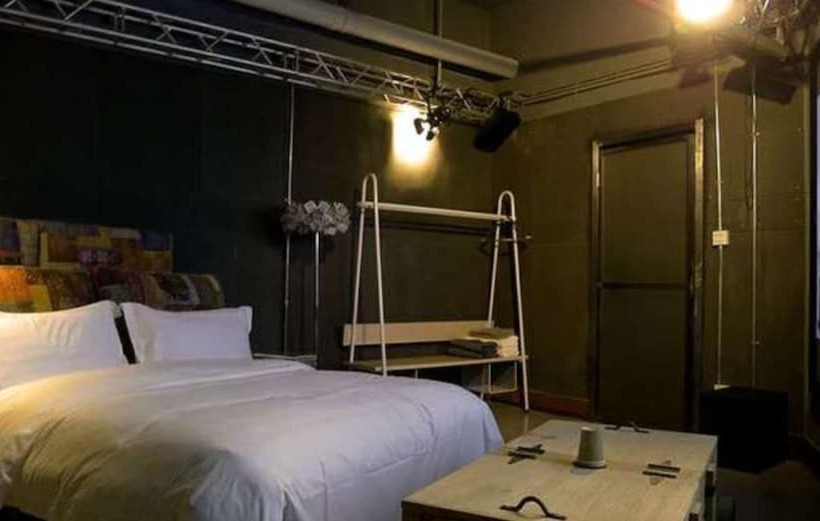 Fansi Movie Hotel Zhongda Branch