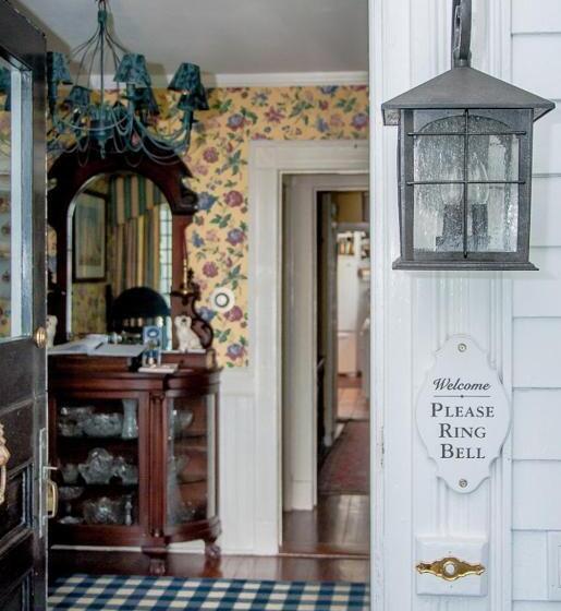 Harbor Knoll Bed And Breakfast