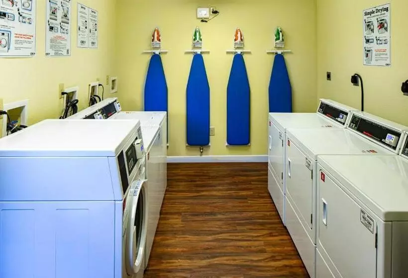 ホテル Affordable Suites Mooresville