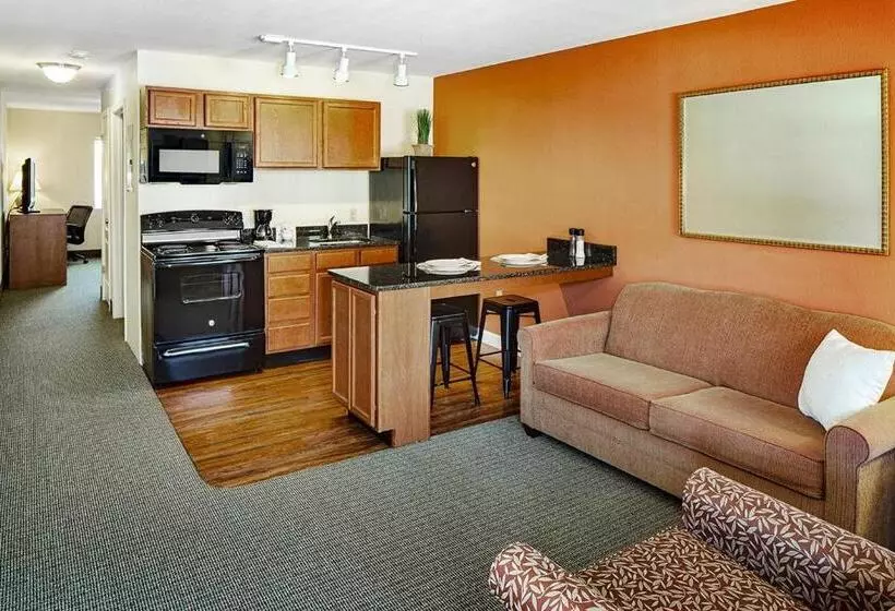 ホテル Affordable Suites Mooresville
