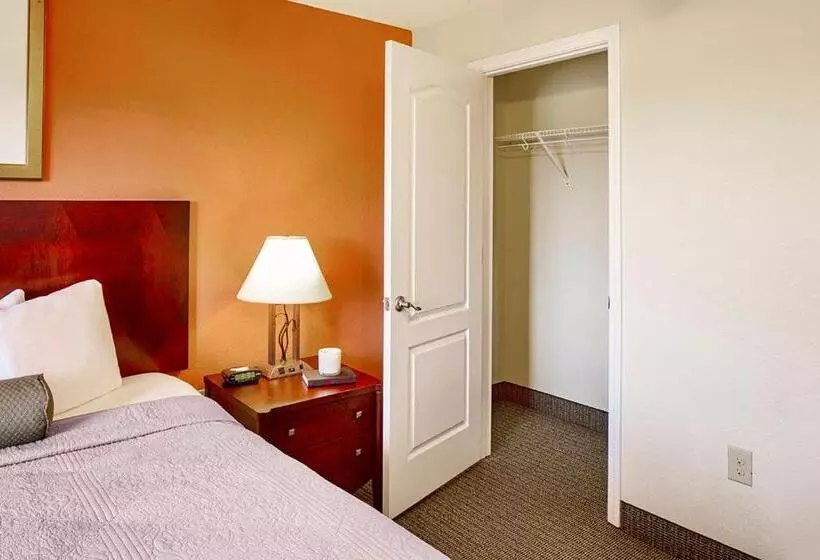 ホテル Affordable Suites Mooresville