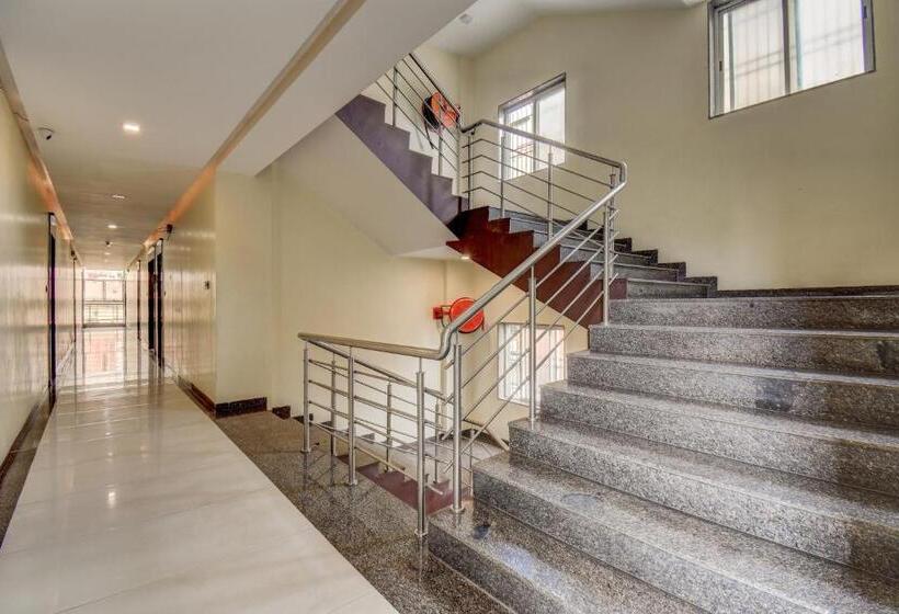 فندق Deepali Executive