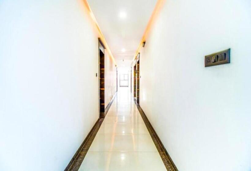 فندق Deepali Executive