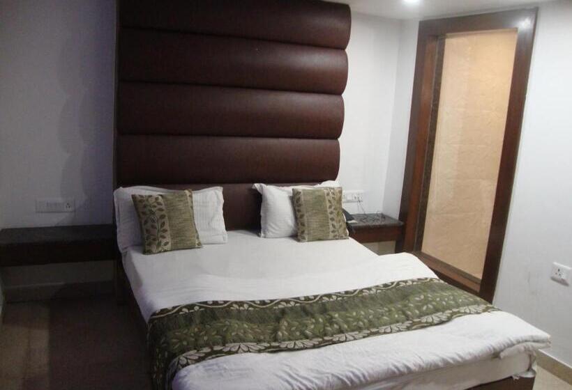 ホテル Hamers International