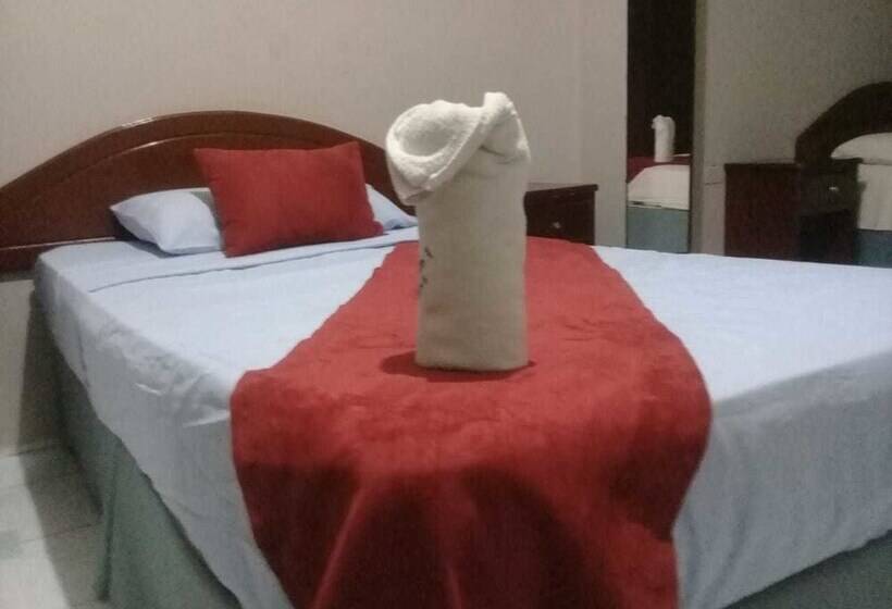 Hotel Hostal Los Mantas