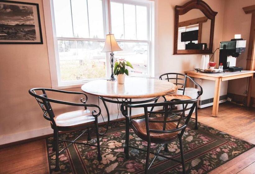 Отель Kings Landing