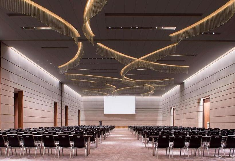 Hotel Le Méridien Xiaojing Bay